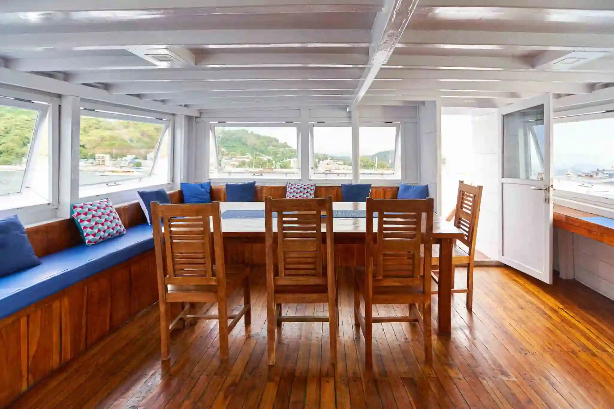 Lanisa Phinisi - Luxury Phinisi Komodo Charter 2026